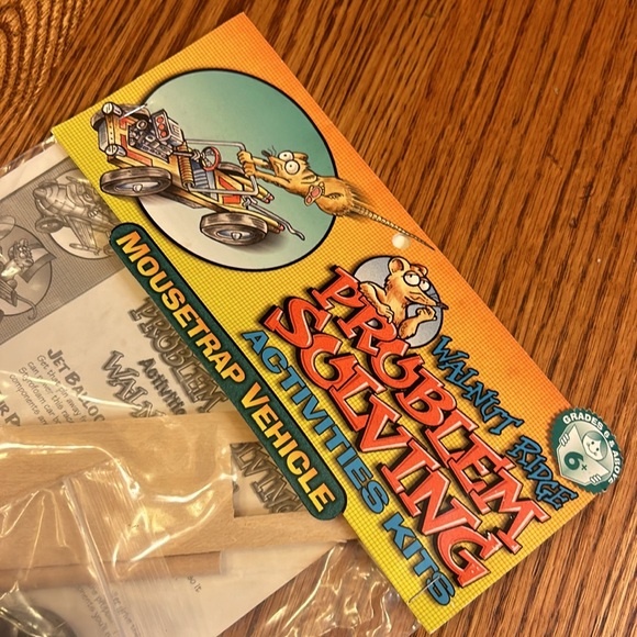 NWT Walnut Ridge Problem Solving Activity Kit - Mousetrap Vehicle - Picture 3 of 7
